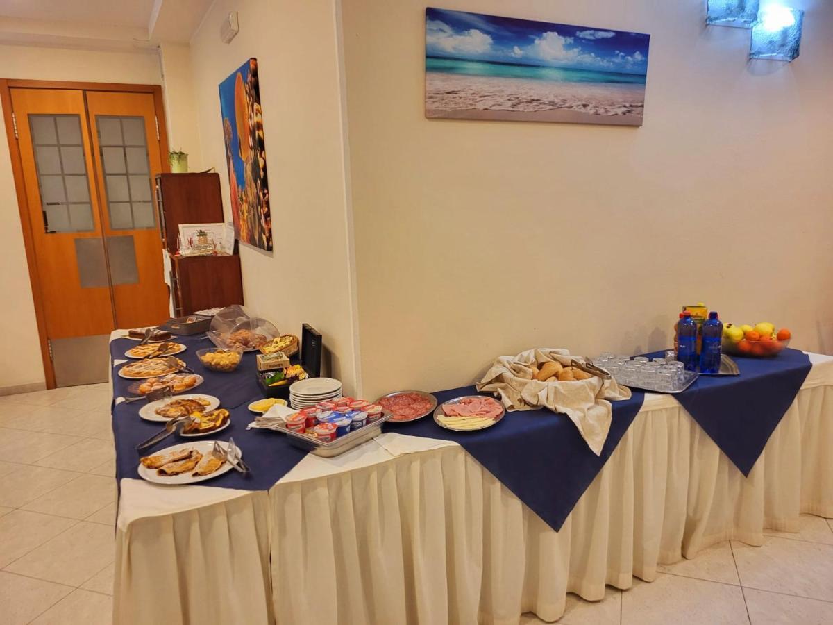 Hotel Savana Rimini Dış mekan fotoğraf
