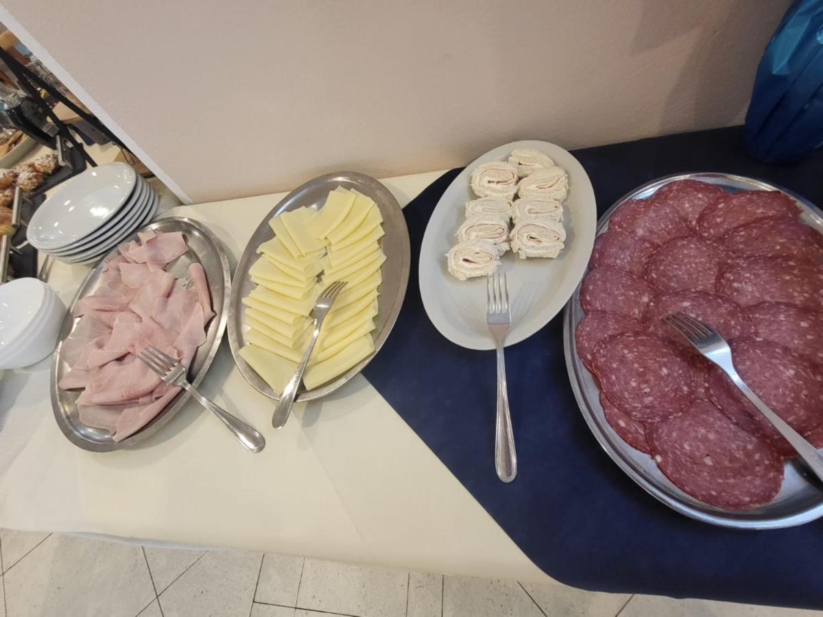 Hotel Savana Rimini Dış mekan fotoğraf